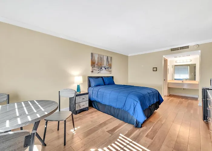 Residences At Windsor